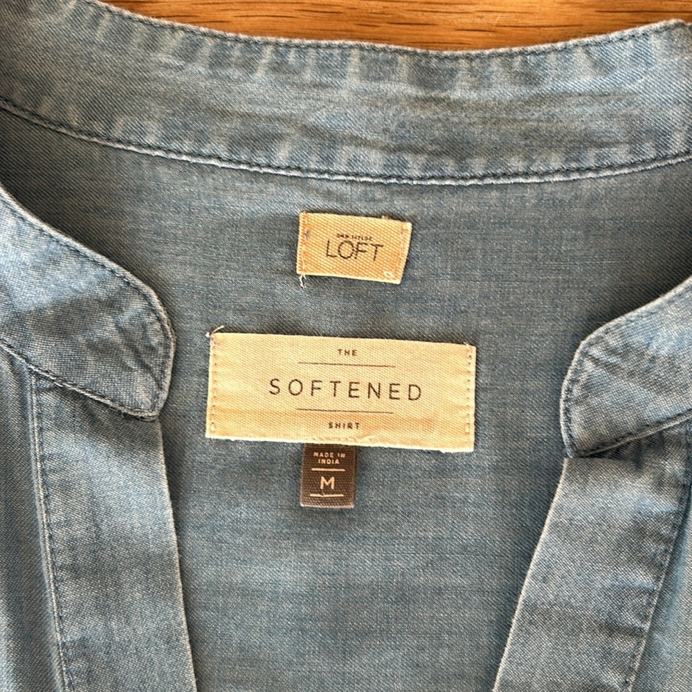 Loft Chambray Feather Light Tunic- Euc - image 6